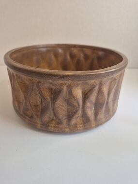 Vtg McCoy earthenware planter Textured Hourglass pattern and a brown drip glaze